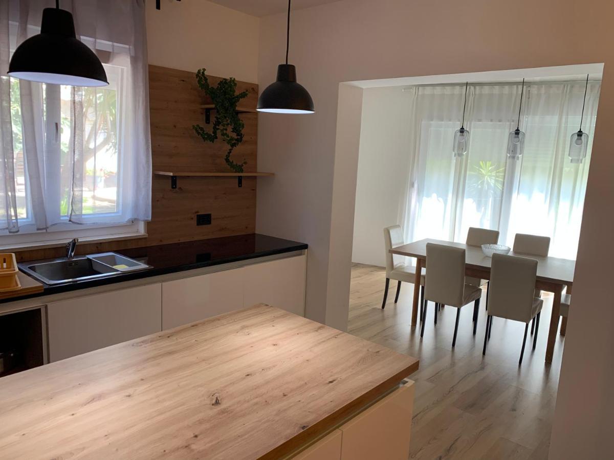 Apartments Vitez Zára Kültér fotó